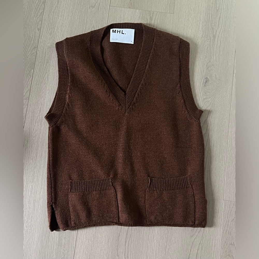 MHL sweater veat